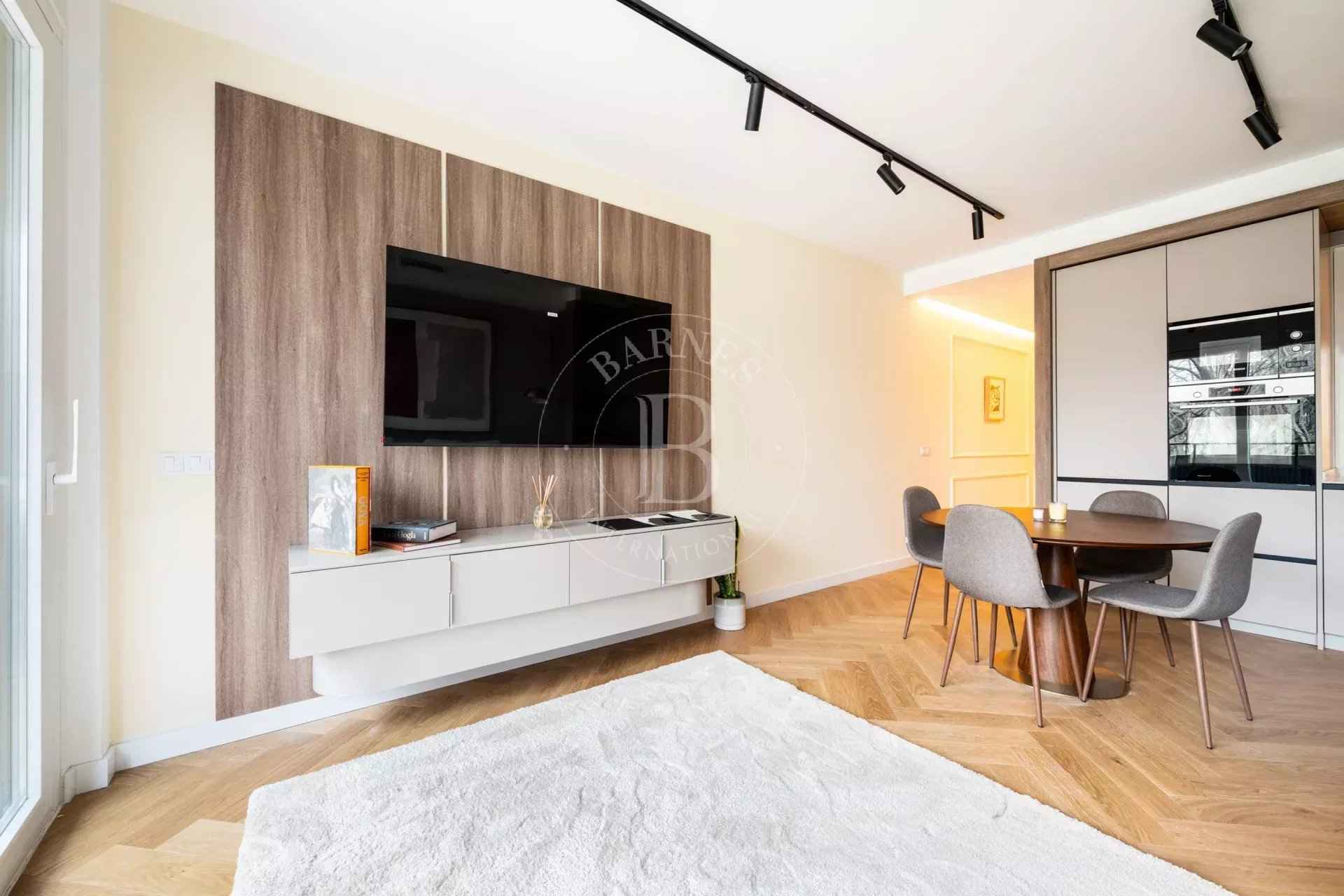 0f54b964448eeaea979302945bc6ac8e c0c9a18821 1920 original - Attribut alt par défaut.