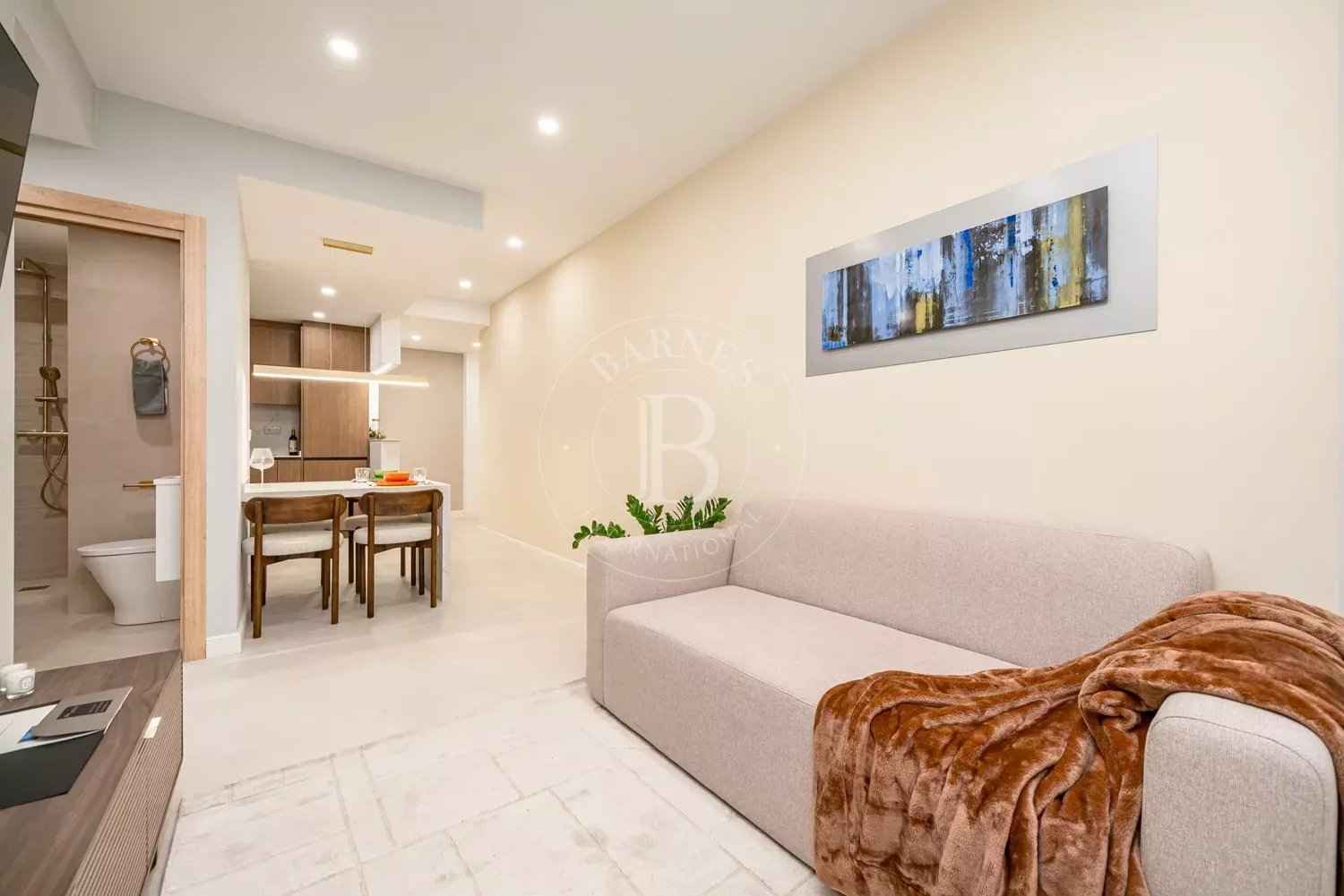 9b3fa385b07dd61fb44287e16171c6cb b59e23b6f3 1500 original - Attribut alt par défaut.