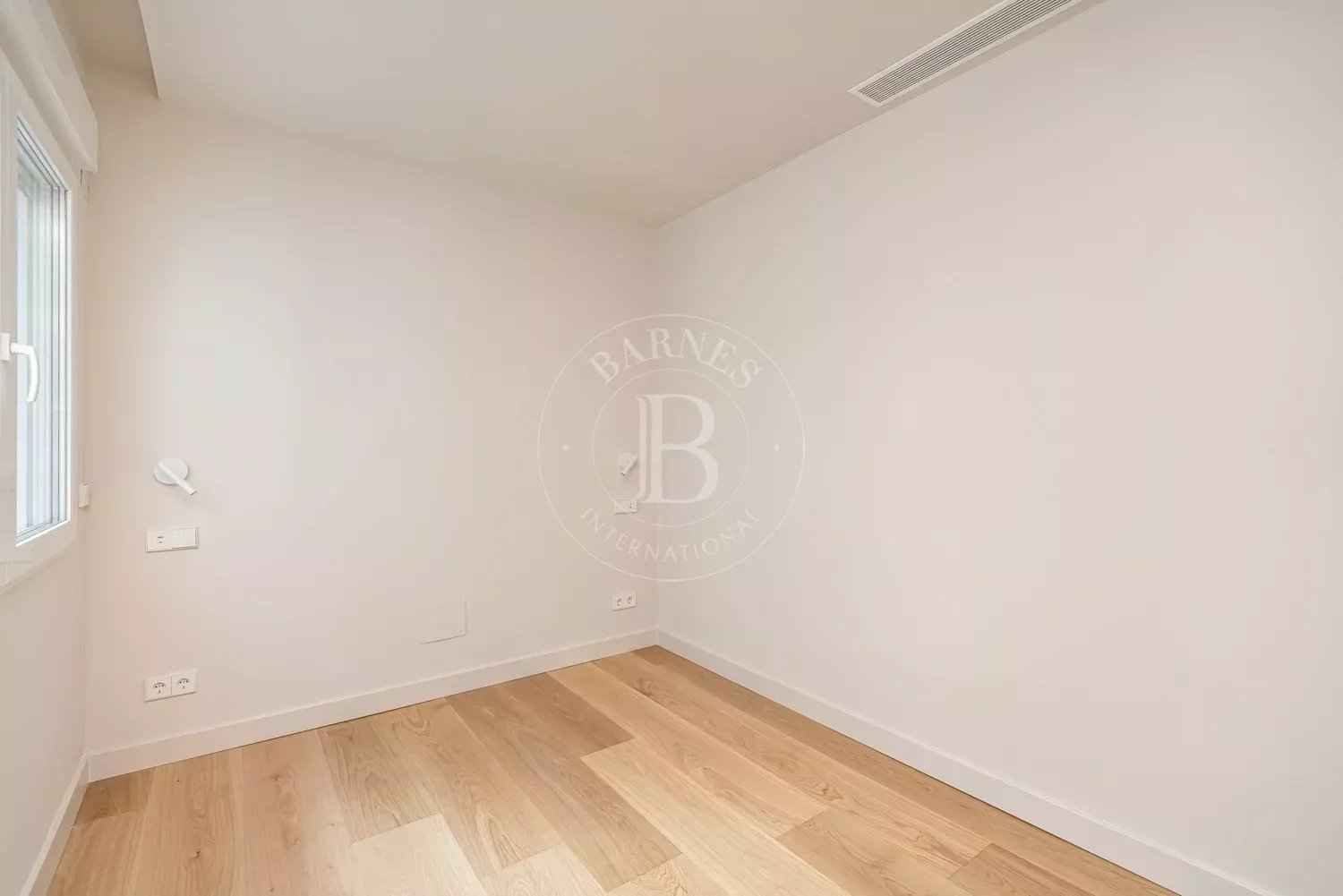 E9b0bc1b89072e50966d346cb678f8f1 04b536fb02 1500 original - Attribut alt par défaut.