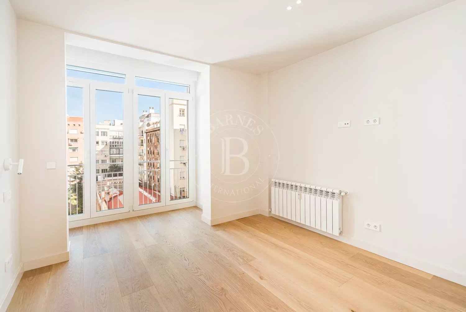 25c8c917f52ca2321f8b28d2e9314b86 ee8fb239bd 1500 original - Attribut alt par défaut.