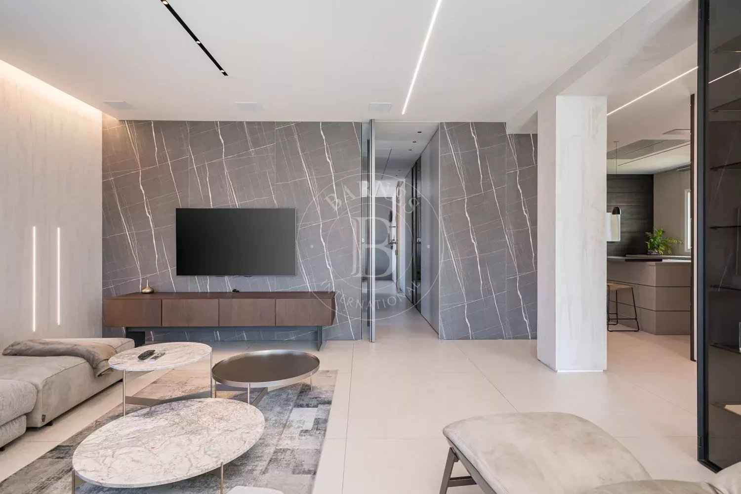 336d368caf5c32ef9f499b0345bfc218 5754489622 1500 original - Attribut alt par défaut.