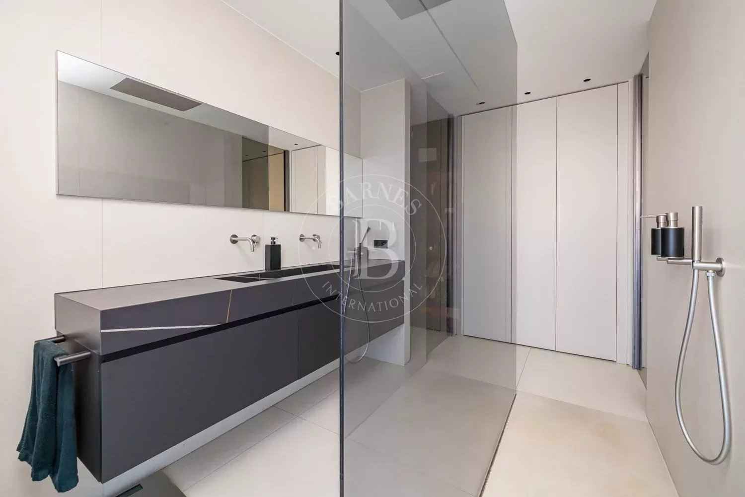 1b4d814836bfcf528ffb0a392f1dfd74 ef5f67db15 1500 original - Attribut alt par défaut.