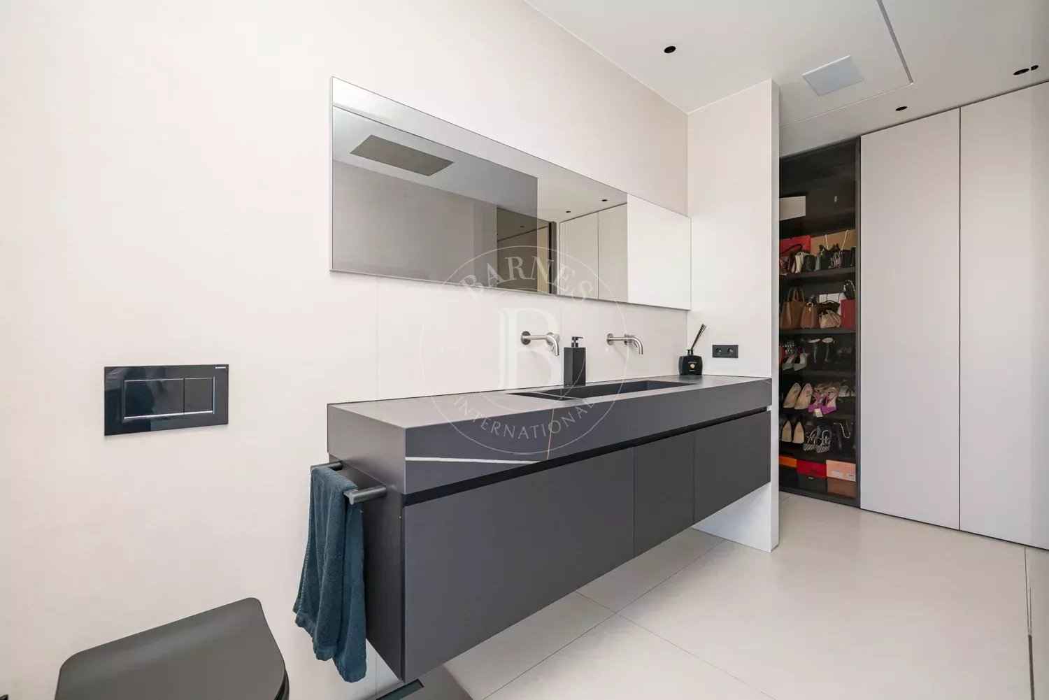 4f236a6e3e4b37818014d2fba3b52629 92e7dbf747 1500 original - Attribut alt par défaut.