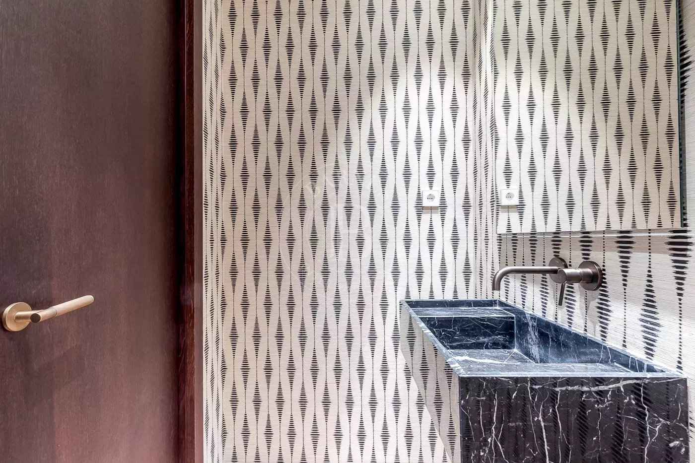 13a163b4bc94da4c19cddb7cd1a14db8 6c4bd9b48e 1400 original - Attribut alt par défaut.