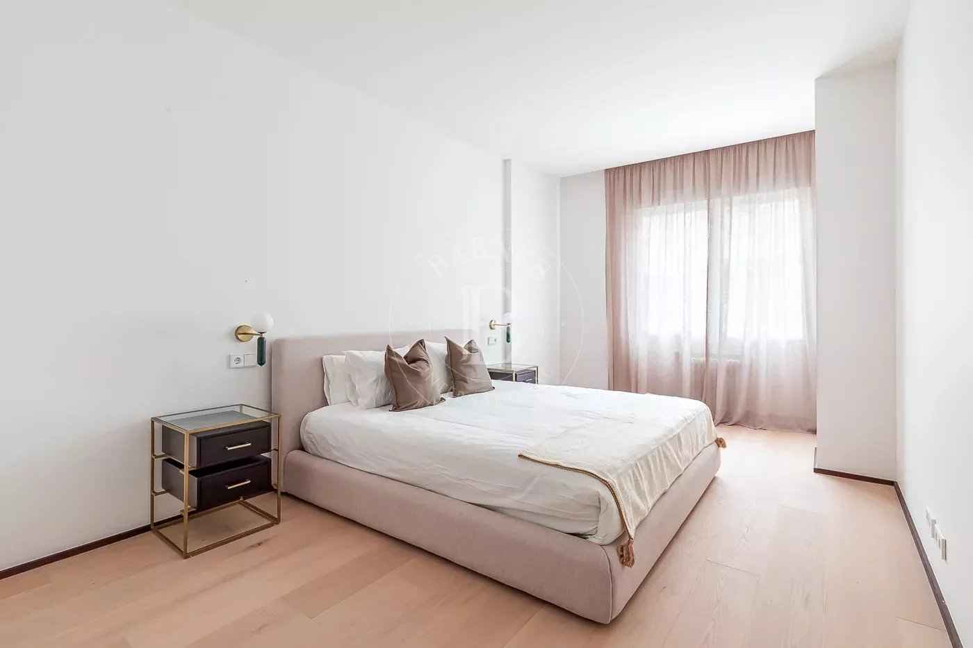 F351784a9b23e7172649a6f75869c04a fdc990314c 1400 original - Attribut alt par défaut.