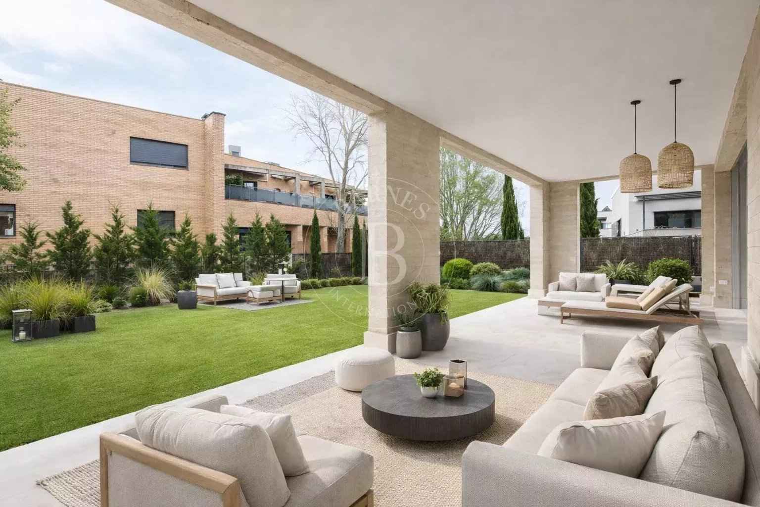 9a4e87b18ad021b8e21e812982f35fc7 c70159eed3 1536 original - Attribut alt par défaut.