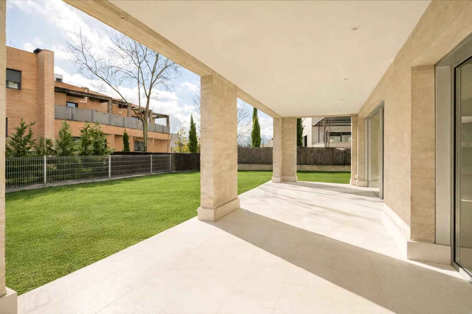 8a8d0f79c4715fa5636f78c6e171f130 782f1af97e 1500 original - Attribut alt par défaut.