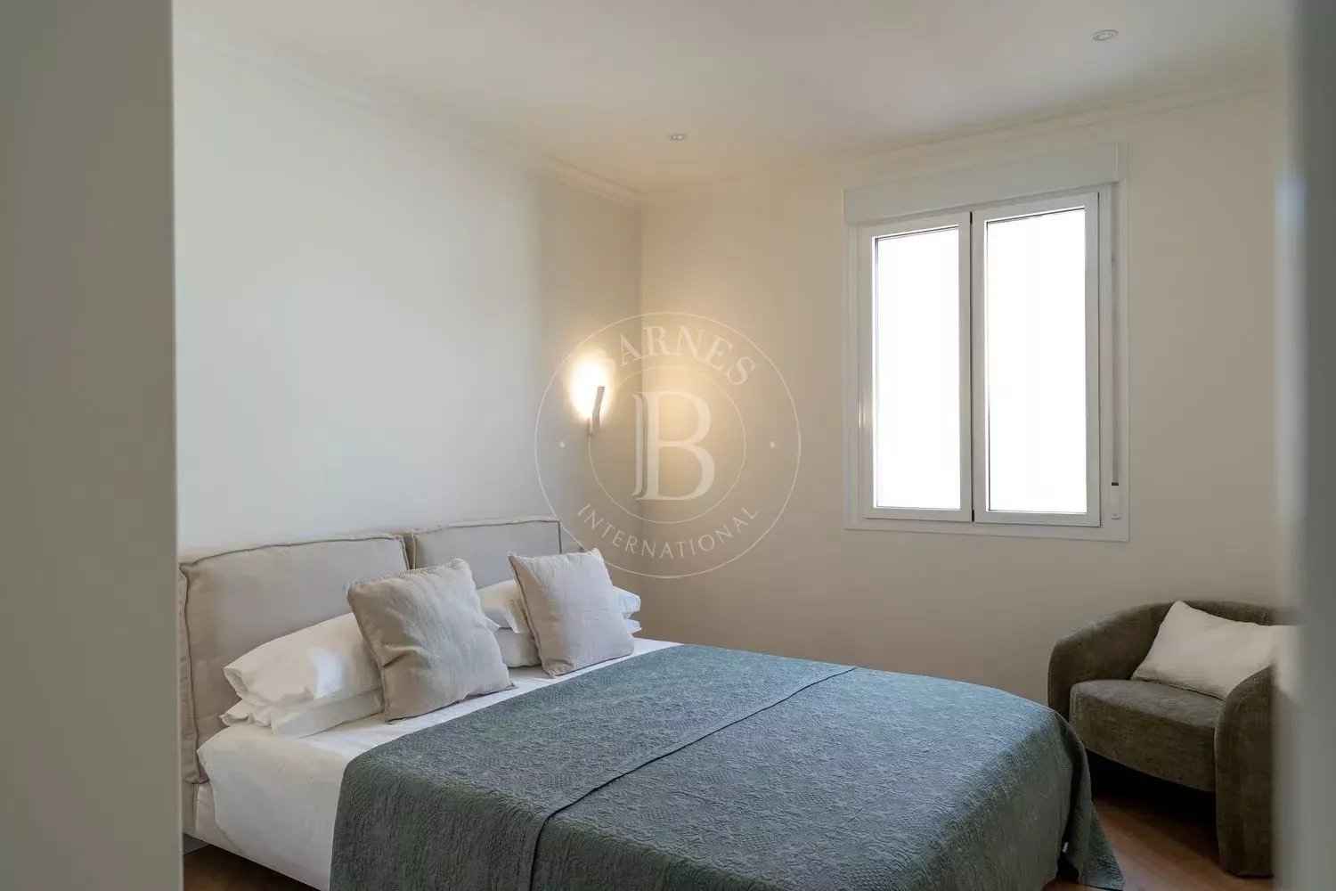 Bc0b0ec922bf438f46003befde7f4548 0151b286e5 1500 original - Attribut alt par défaut.