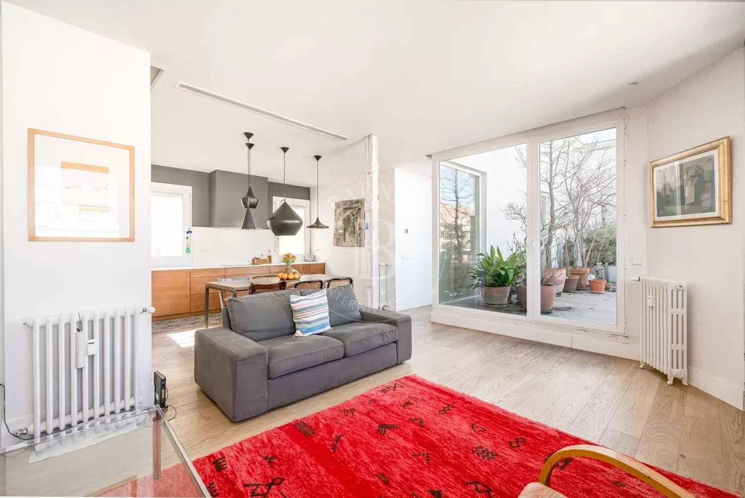 4ff7fb5e04468b6f2e6a81ad744a247d a7c5d5a64a 1500 original - Translation missing: en.helpers.application.image_tag.default_alt