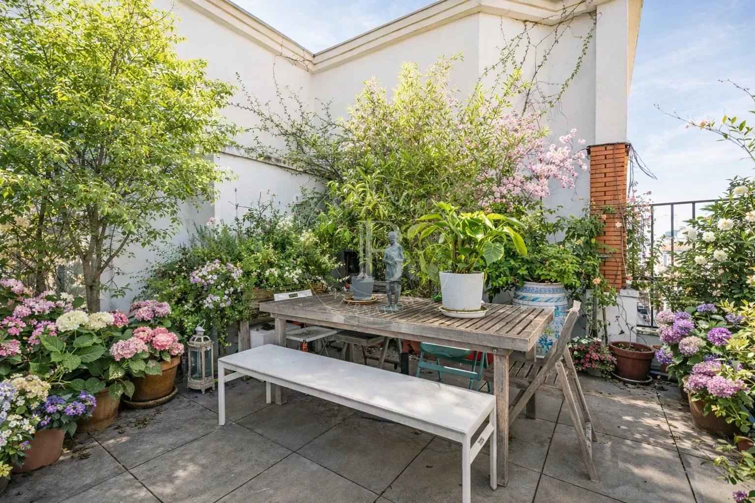 Fc04ceeba19ac2df9fd133963dcdc4c4 68dd5e8cf1 1536 original - Translation missing: en.helpers.application.image_tag.default_alt