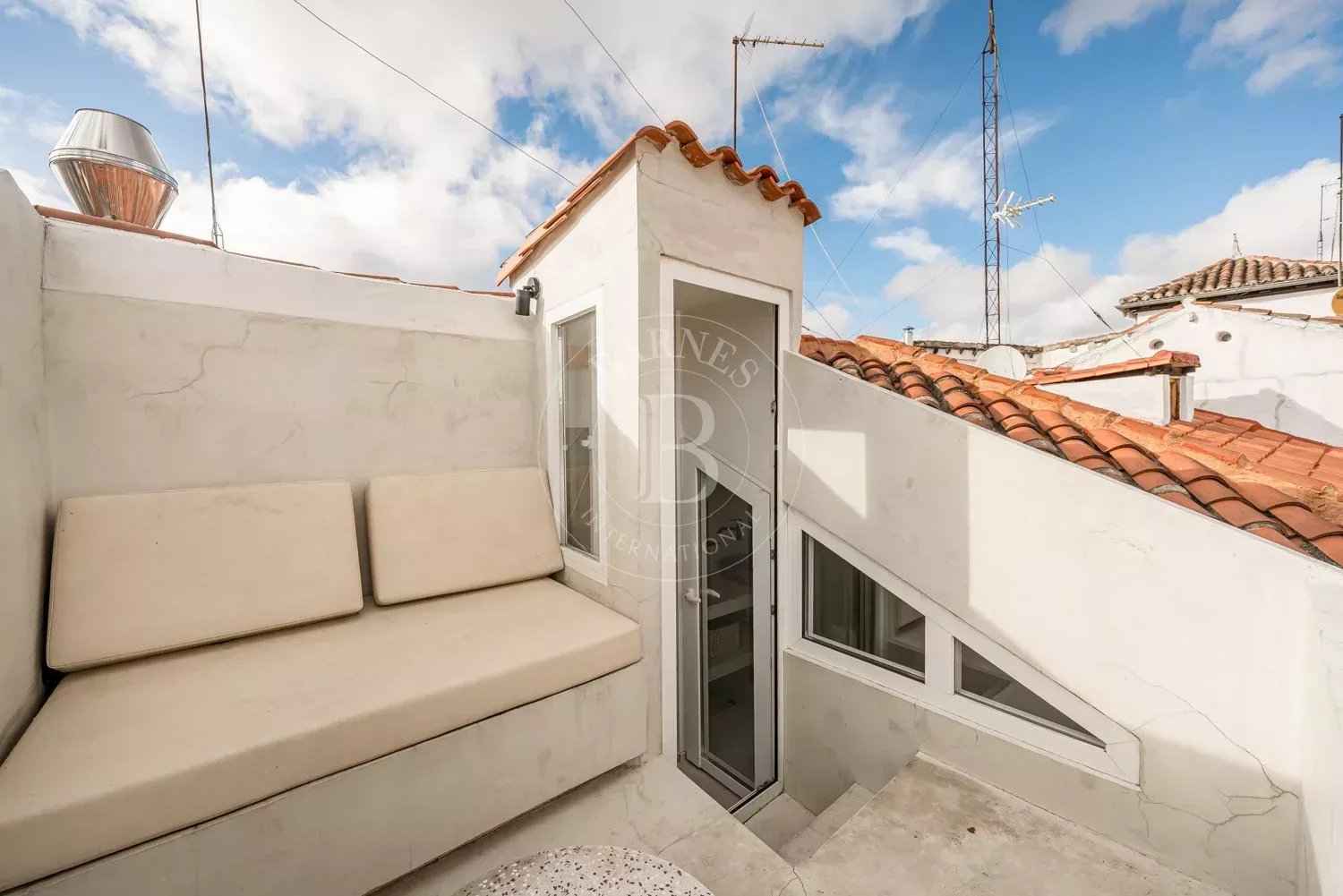 2b99a0f7979dc87b31eb970d842c8bfe 269d29096e 1500 original - Attribut alt par défaut.