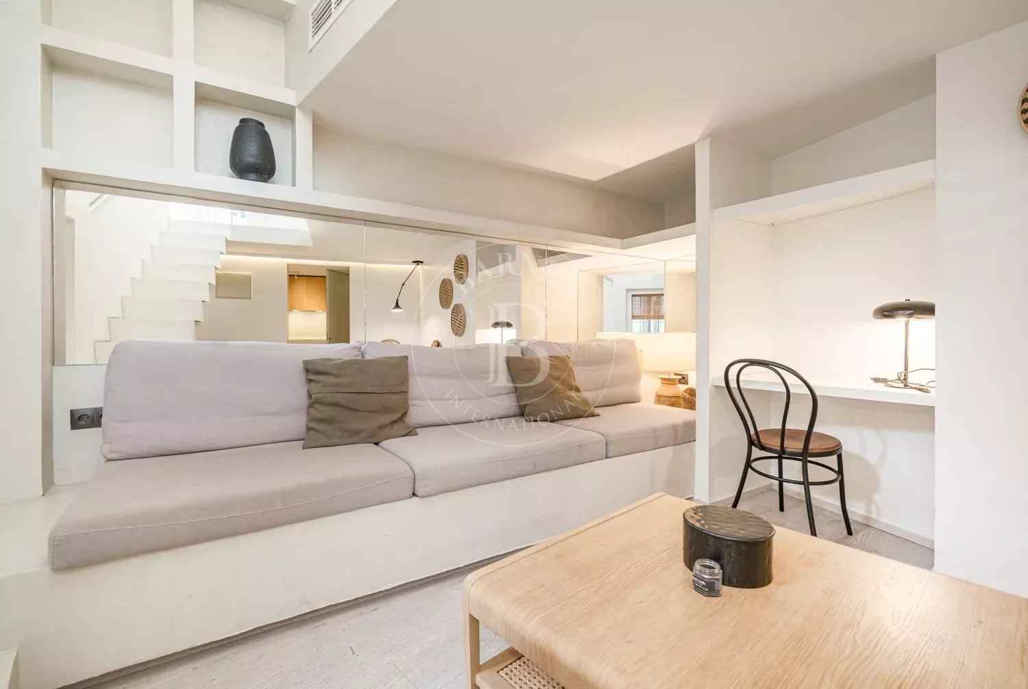 3e72b3acf9ad8165a73b0bb55bec79cf a085a54b7f 1500 original - Attribut alt par défaut.