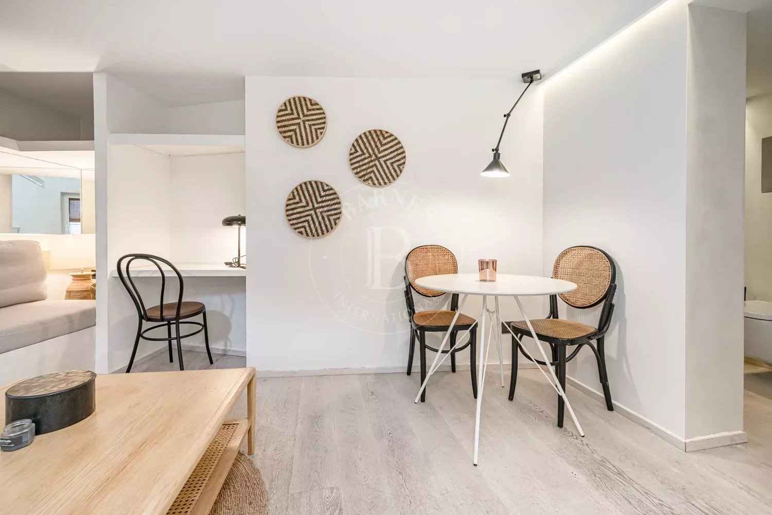 E6b6ec23e5b2bc69d258559657105b3c 8e017e26a4 1500 original - Attribut alt par défaut.