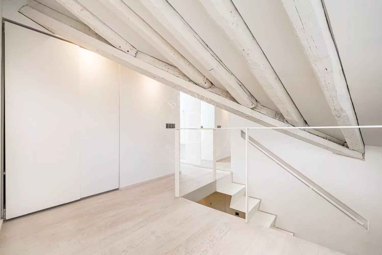 Db5de092e1cd84af73173fa57a6acdd4 47a03d914e 1500 original - Attribut alt par défaut.