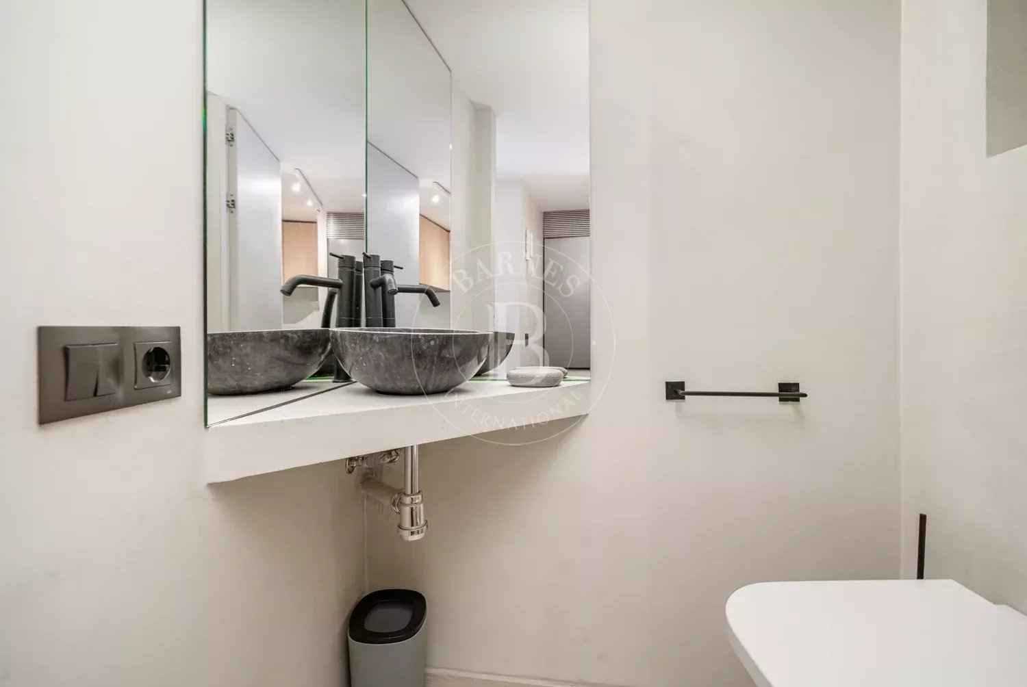 1abeae0fe4985f5b423a9e589fb059f3 f8d6576e2b 1500 original - Attribut alt par défaut.