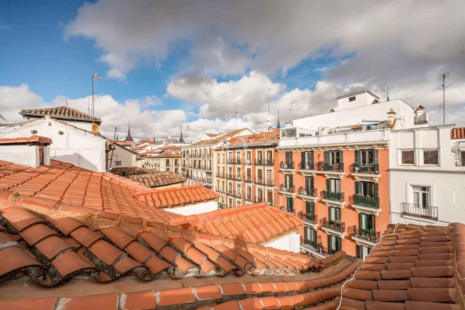 54061d13cf81031a87a448b952e08f73 7c30d01ac6 1500 original - Attribut alt par défaut.