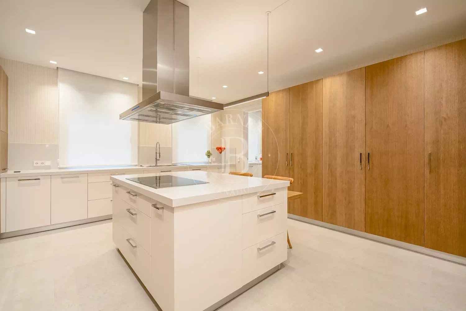 C79d4b49bc39d0c447e34fec55996689 e1de961774 1500 original - Attribut alt par défaut.