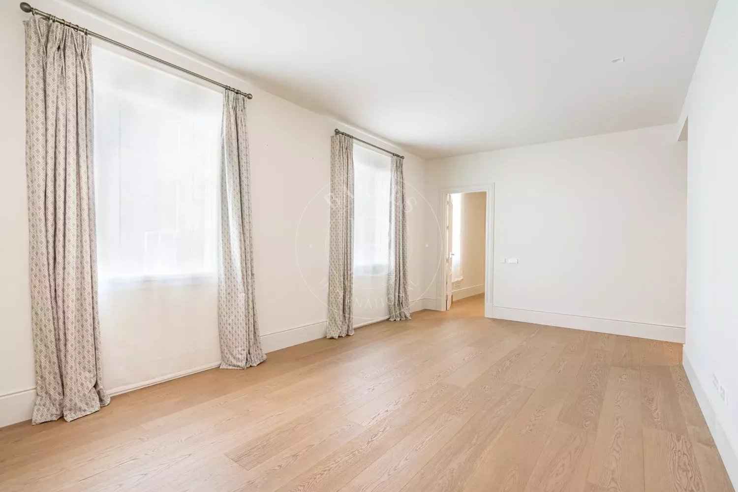 1a4033781b60e448a3693c50f833fed0 4539b2a9d2 1500 original - Attribut alt par défaut.