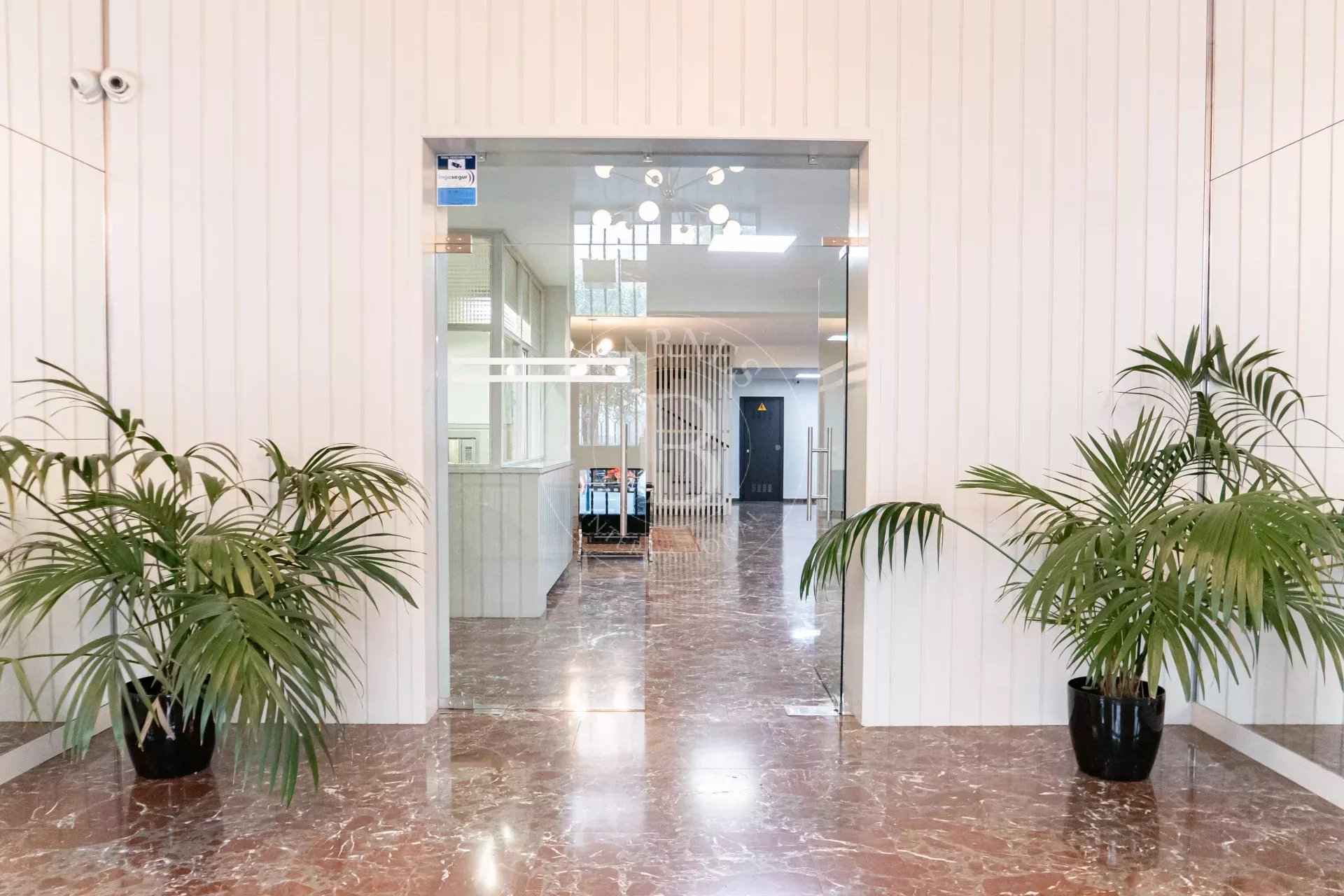 E2e43db65656934aba737ade5052645c 70a2ca6d74 1920 original - Translation missing: en.helpers.application.image_tag.default_alt