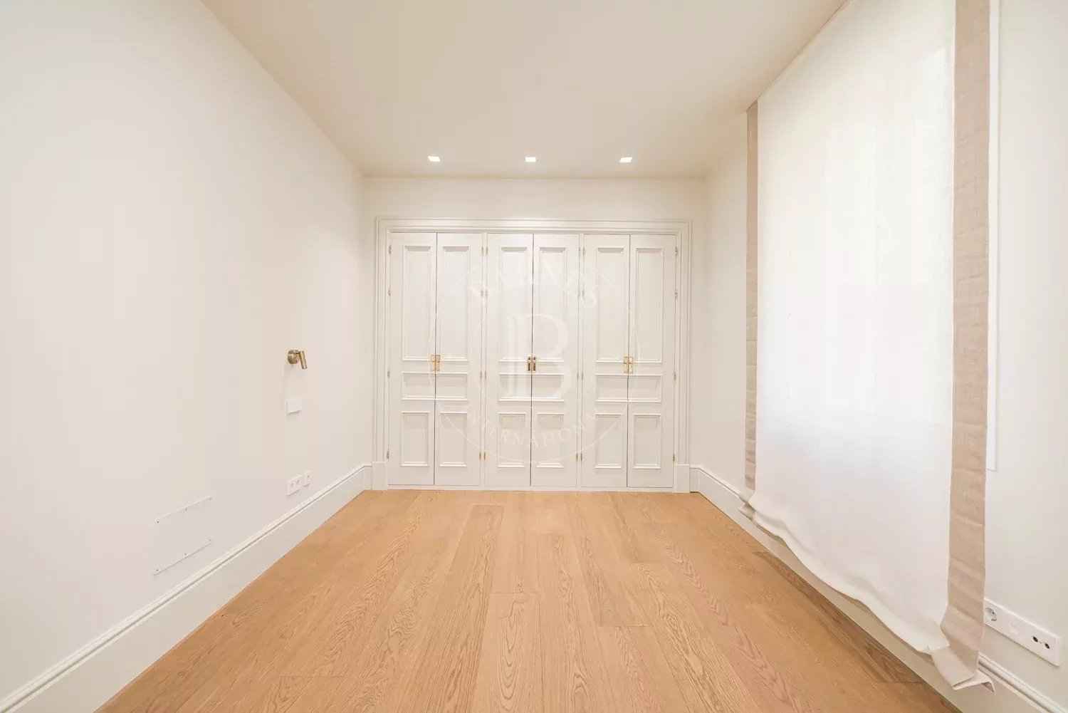 18cf0ac61ae68ddb2309ef156162b3d0 a339ad87c3 1500 original - Attribut alt par défaut.