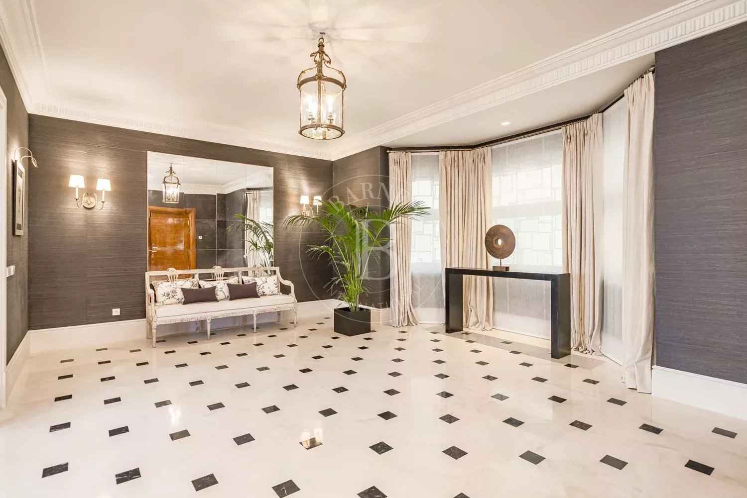 79cc384e6d88ee9b838d5d534799463c a1a4fe70ef 1500 original - Attribut alt par défaut.