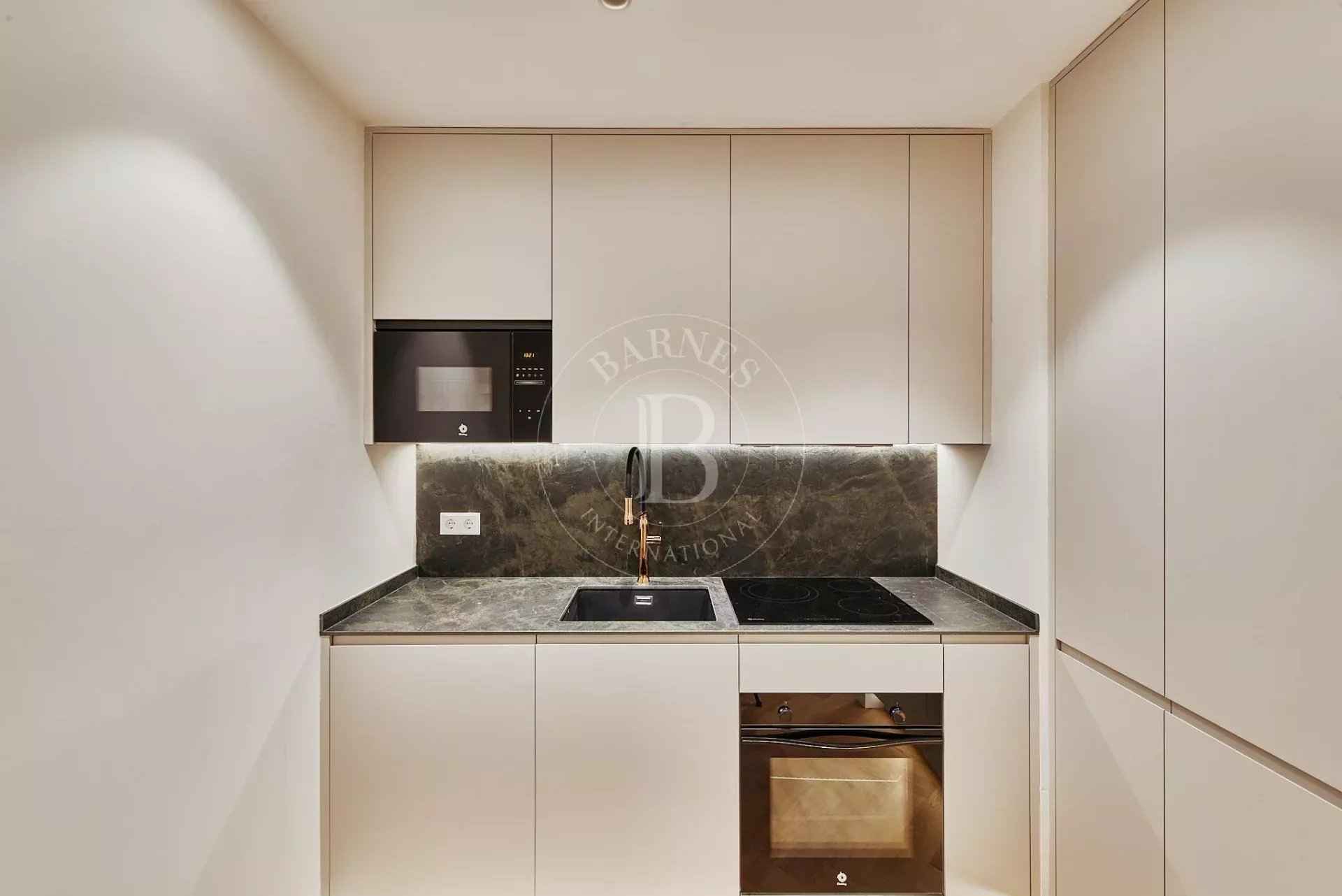 689d8e9105cc190fe059b3460a89ddf5 a5a6a44b04 1920 original - Attribut alt par défaut.