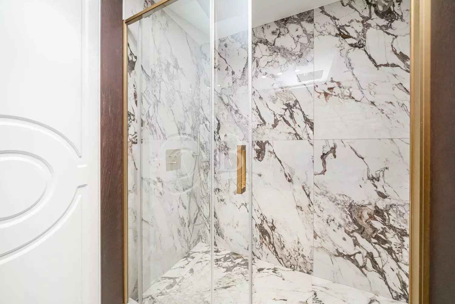 24d9f5698af9a18f339759f6ac6967f6 4481a90917 1500 original - Attribut alt par défaut.