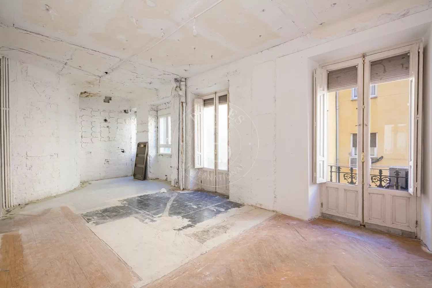 Cb26c13351ae17a10f823a19f1d4a57b f772cbf928 1500 original - Attribut alt par défaut.