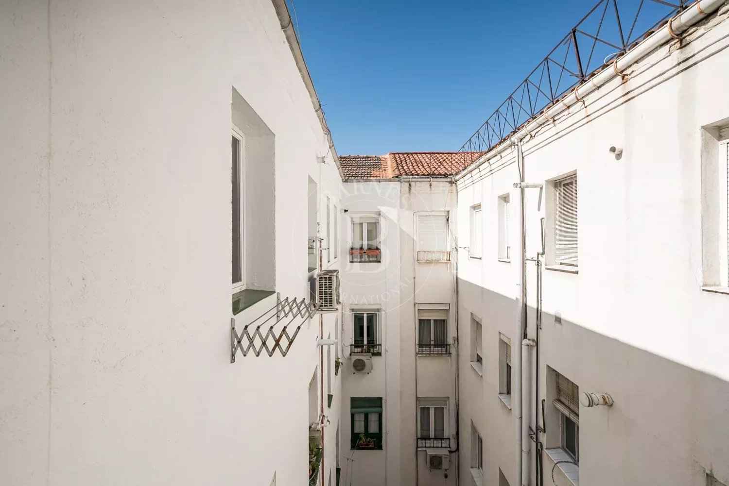 B0a4d76cd4720ba05cf93dbbcabbafd5 8b4d47d6e0 1500 original - Attribut alt par défaut.