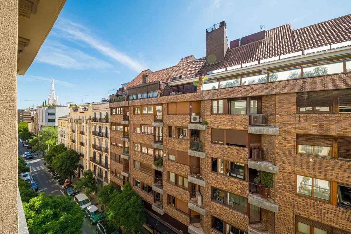 C7f322dac8888884796c4fbcf9481db8 710a8f974f 1200 original - Attribut alt par défaut.