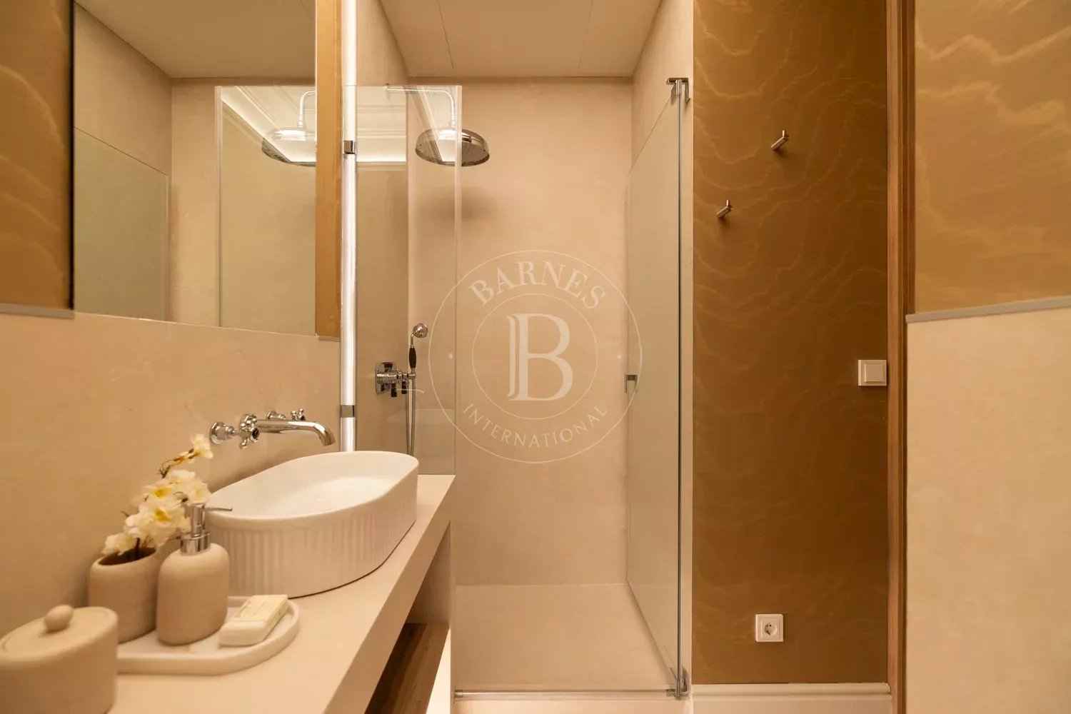 8a728263d8891f8e66a1ef73beaa3f04 52bb74f5f2 1500 original - Translation missing: en.helpers.application.image_tag.default_alt