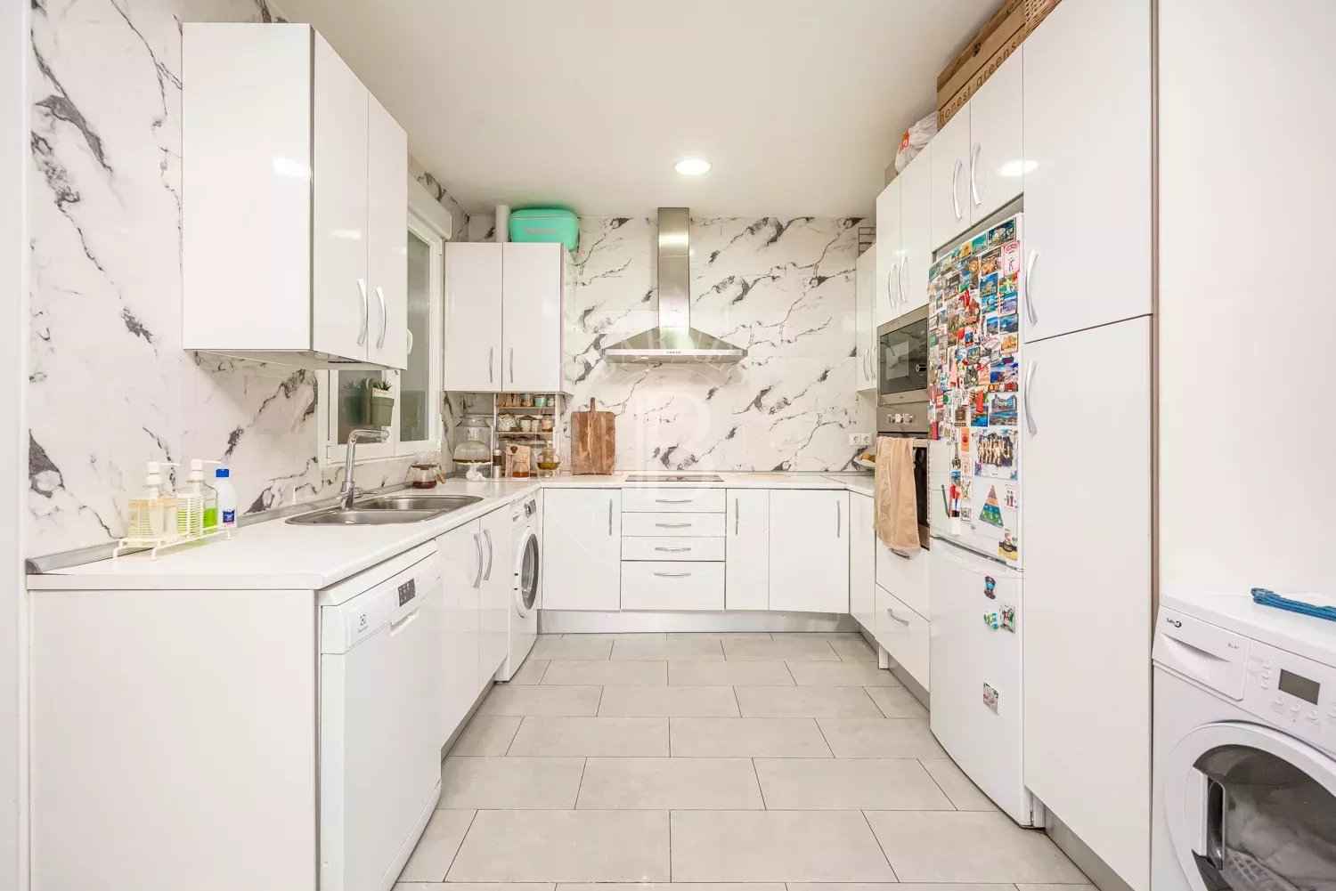 00a214ebf609d3cd25a4631c8e6fbd80 e4f16b1e68 1500 original - Attribut alt par défaut.