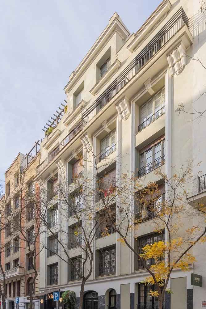 Efdbc2624d2f7788cb292f2b176b67ef 9d624bdcd8 1000 original - Attribut alt par défaut.