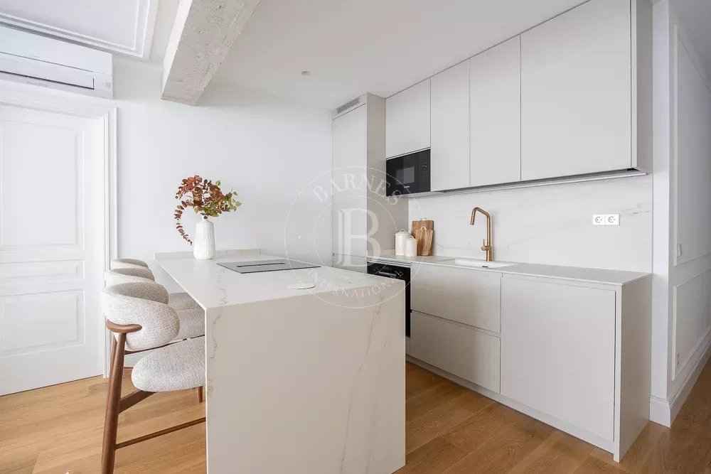 30f085310324441bfd99572f9fbf10a8 06d2147dd4 1000 original - Attribut alt par défaut.