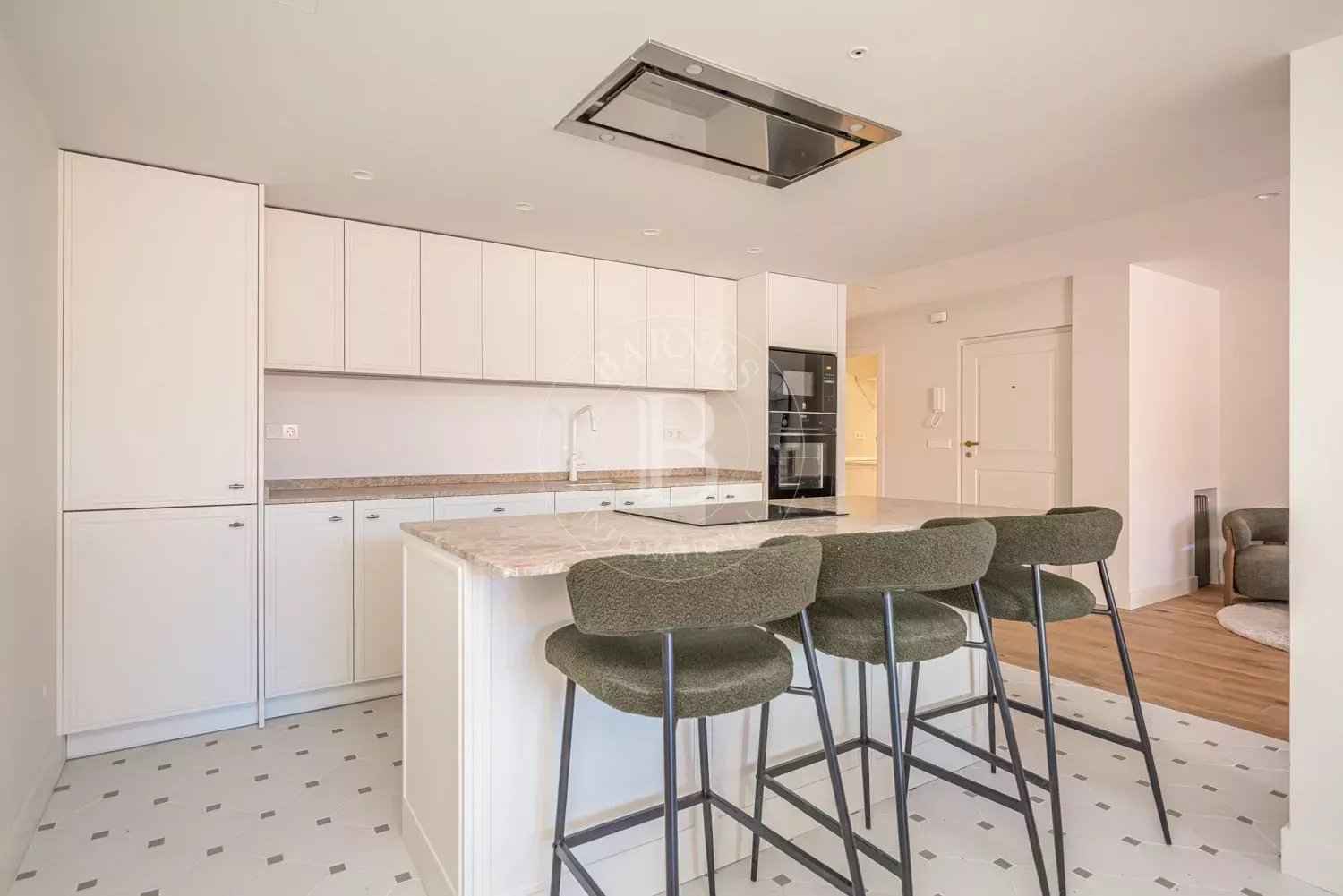 F22af82935ead8ab43959bfb3bc21f71 8f6f226e2d 1500 original - Translation missing: en.helpers.application.image_tag.default_alt