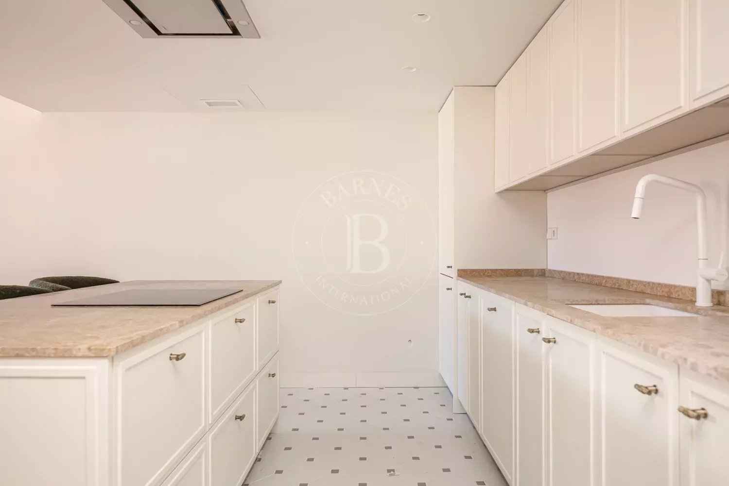 D5f018c6fdb65812bf2efa85924a216c aa58980b2e 1500 original - Translation missing: en.helpers.application.image_tag.default_alt