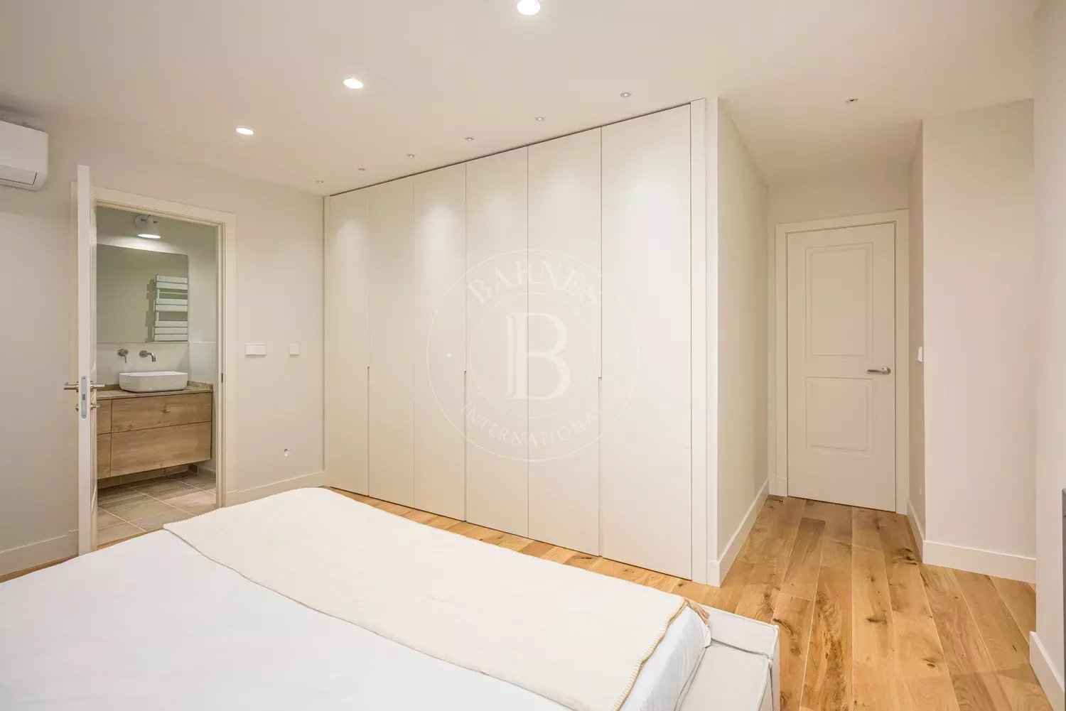 7131df40154ff5700998c47ee87ef478 de45ba54c6 1500 original - Translation missing: en.helpers.application.image_tag.default_alt