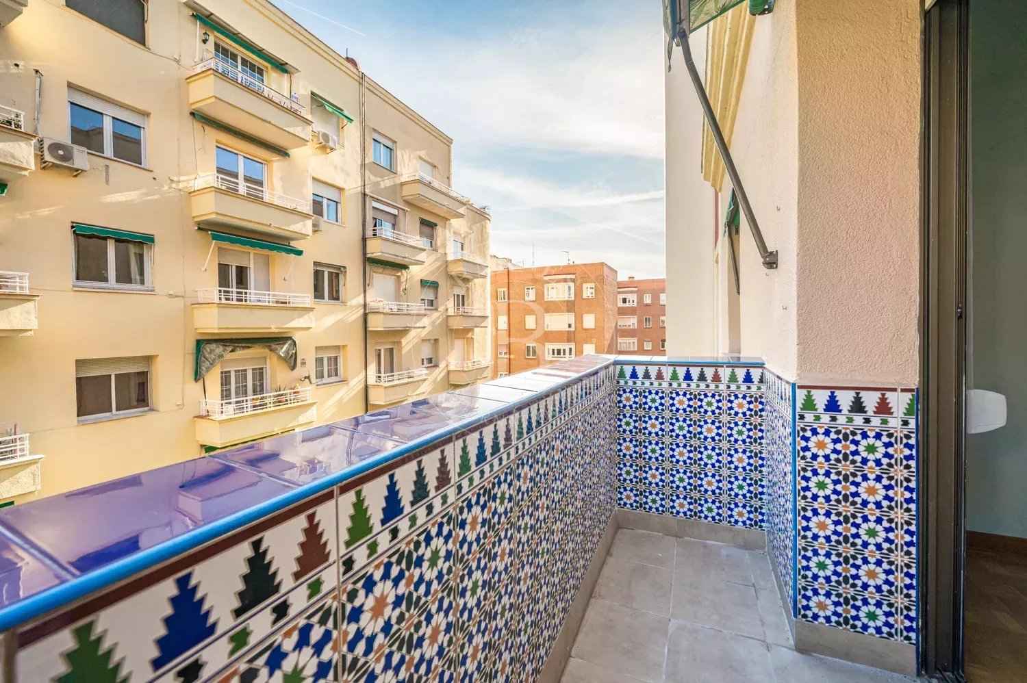 794c0569129f62f7609ec6d090c216fd d814cadbda 1500 original - Translation missing: en.helpers.application.image_tag.default_alt