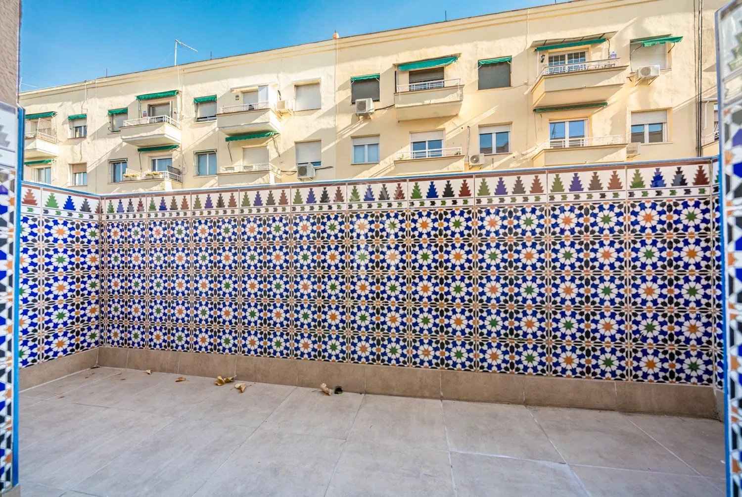 198fc1b06a4a58fc92b4948100f46b90 d40896e656 1500 original - Translation missing: en.helpers.application.image_tag.default_alt