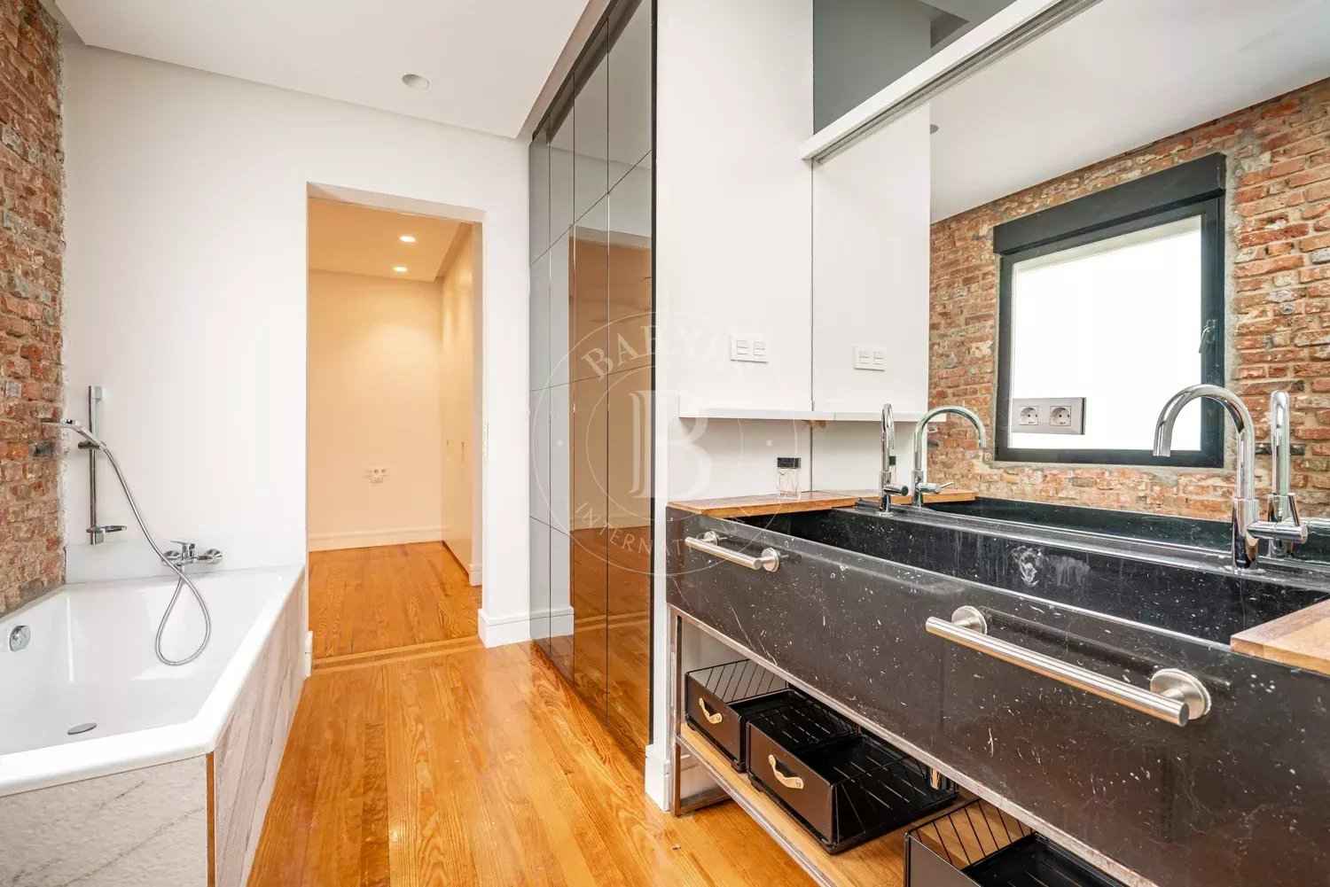 3832639da7f2b31ab06336373c06499c 6206f86e88 1500 original - Translation missing: en.helpers.application.image_tag.default_alt