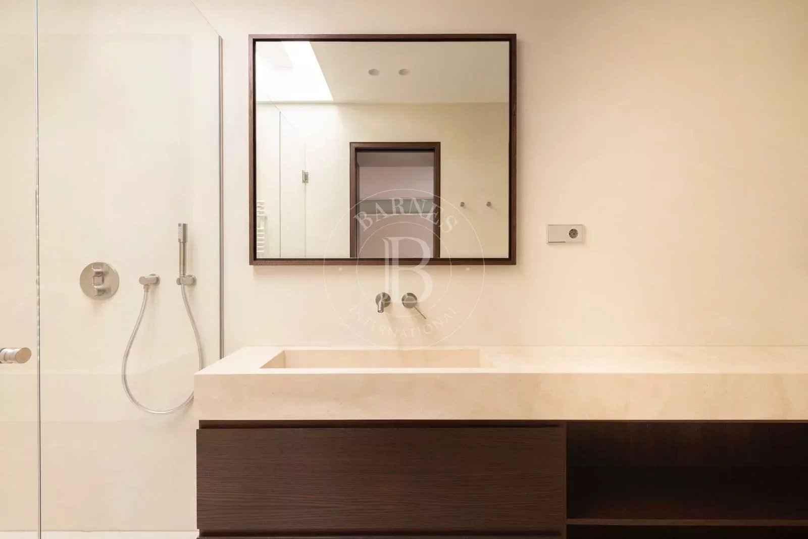 D4dd612648d261e7449a2b3b2c866762 367cc4f026 1600 original - Attribut alt par défaut.