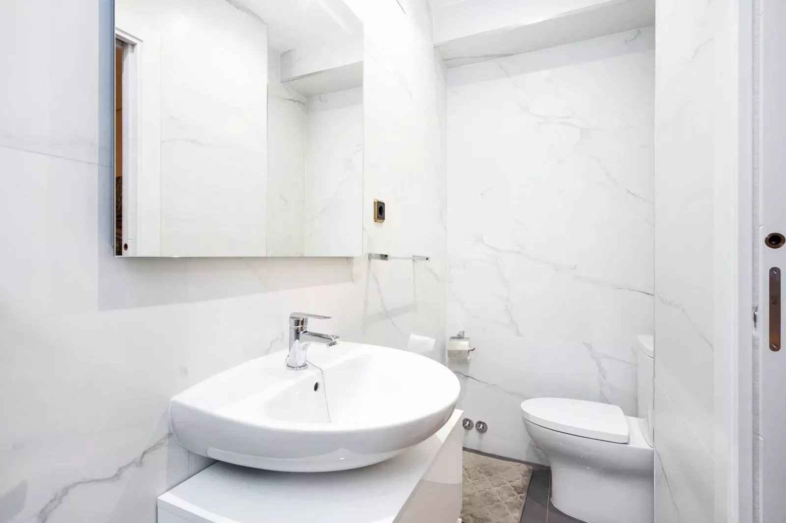 21f78ef0a341ac32f64a60921c66f28d 30691ce508 1600 original - Attribut alt par défaut.