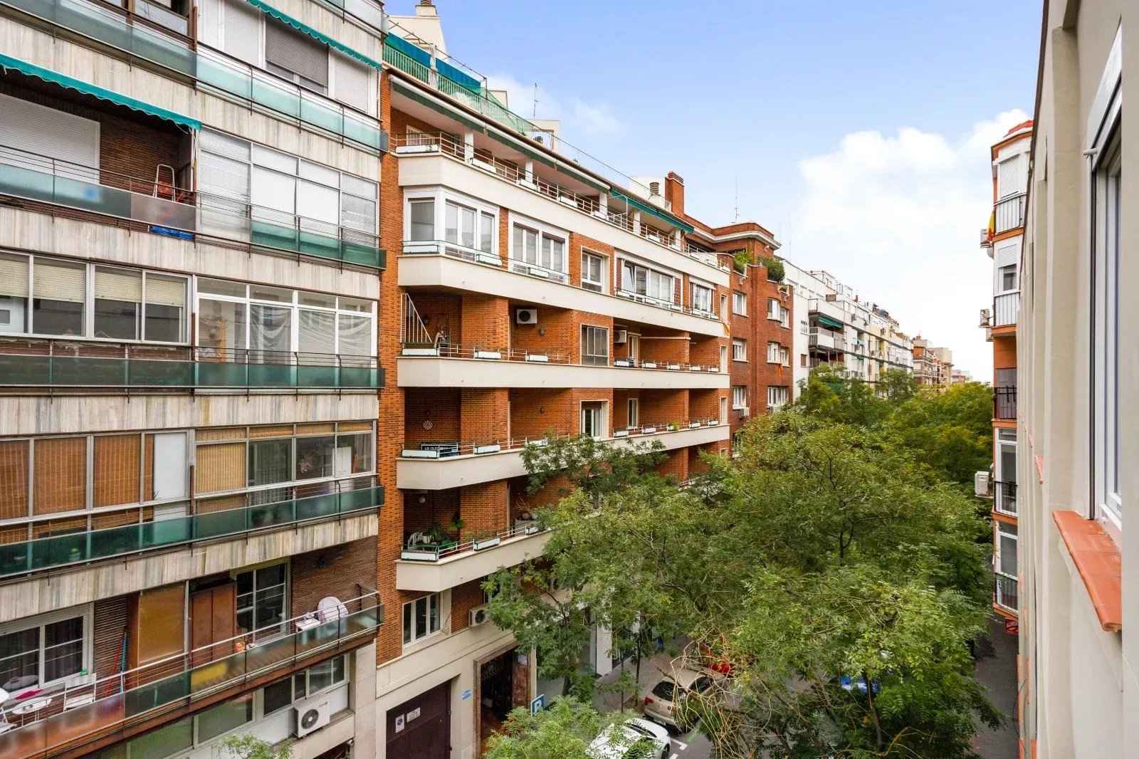 Cf7863e972e53c43cea8969fe5909e8f a4acf80aa3 1600 original - Attribut alt par défaut.