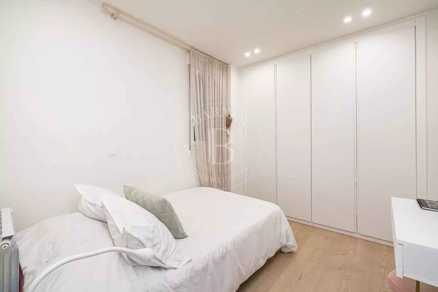 4dcadb3c5126b8f71e26a2a5f29ac699 a84199e568 1500 original - Attribut alt par défaut.