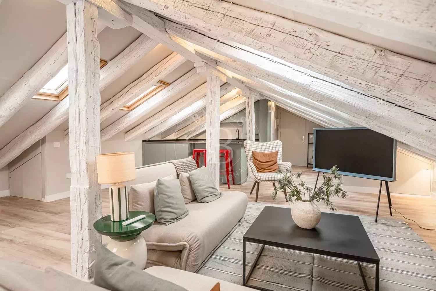 Eb03f1783d9c741eac4c47990a5c53b7 93f36221e6 1500 original - Attribut alt par défaut.