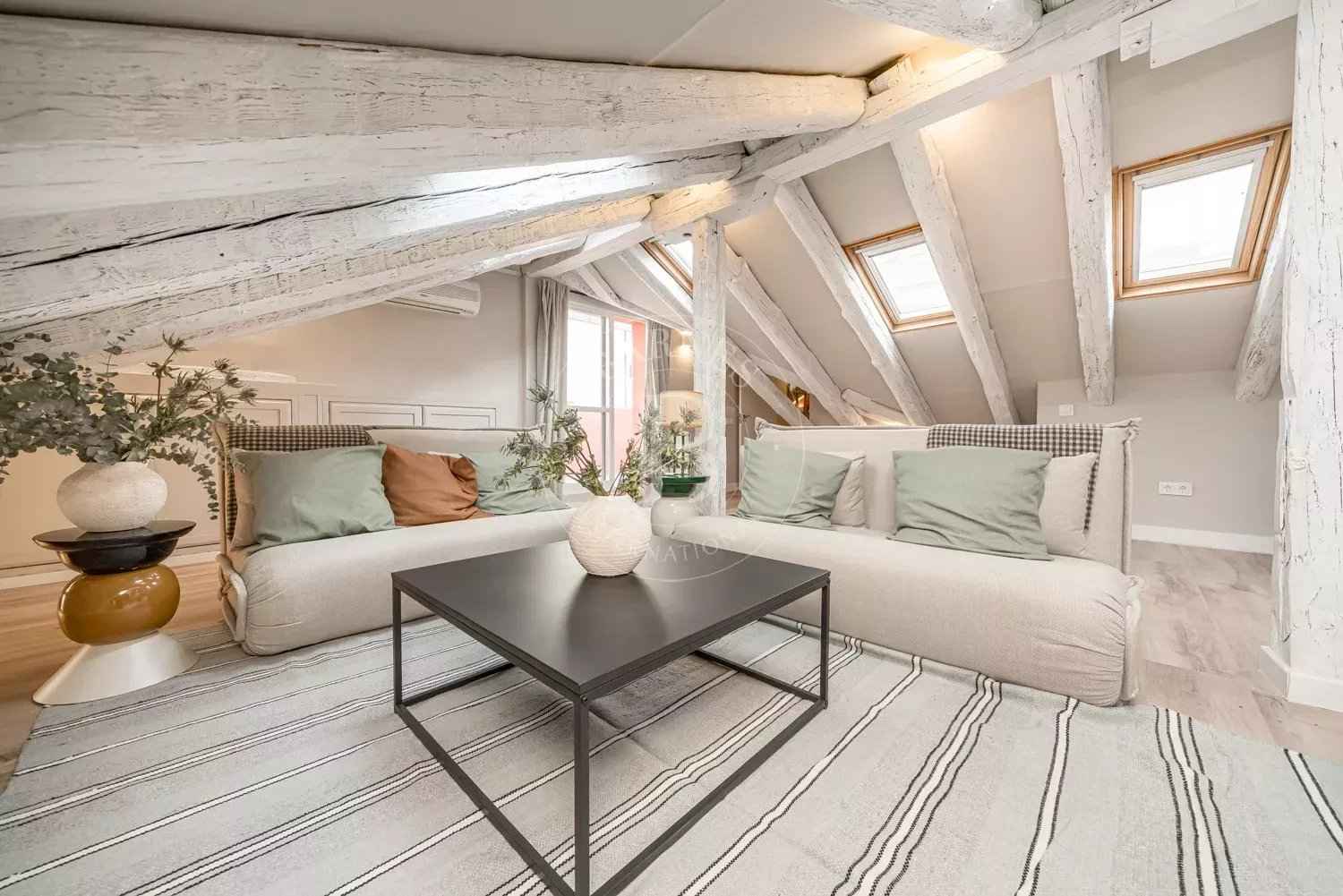 D5c38a5ae25b5fa7cc5b22bad93f5d65 8856f7f314 1500 original - Attribut alt par défaut.