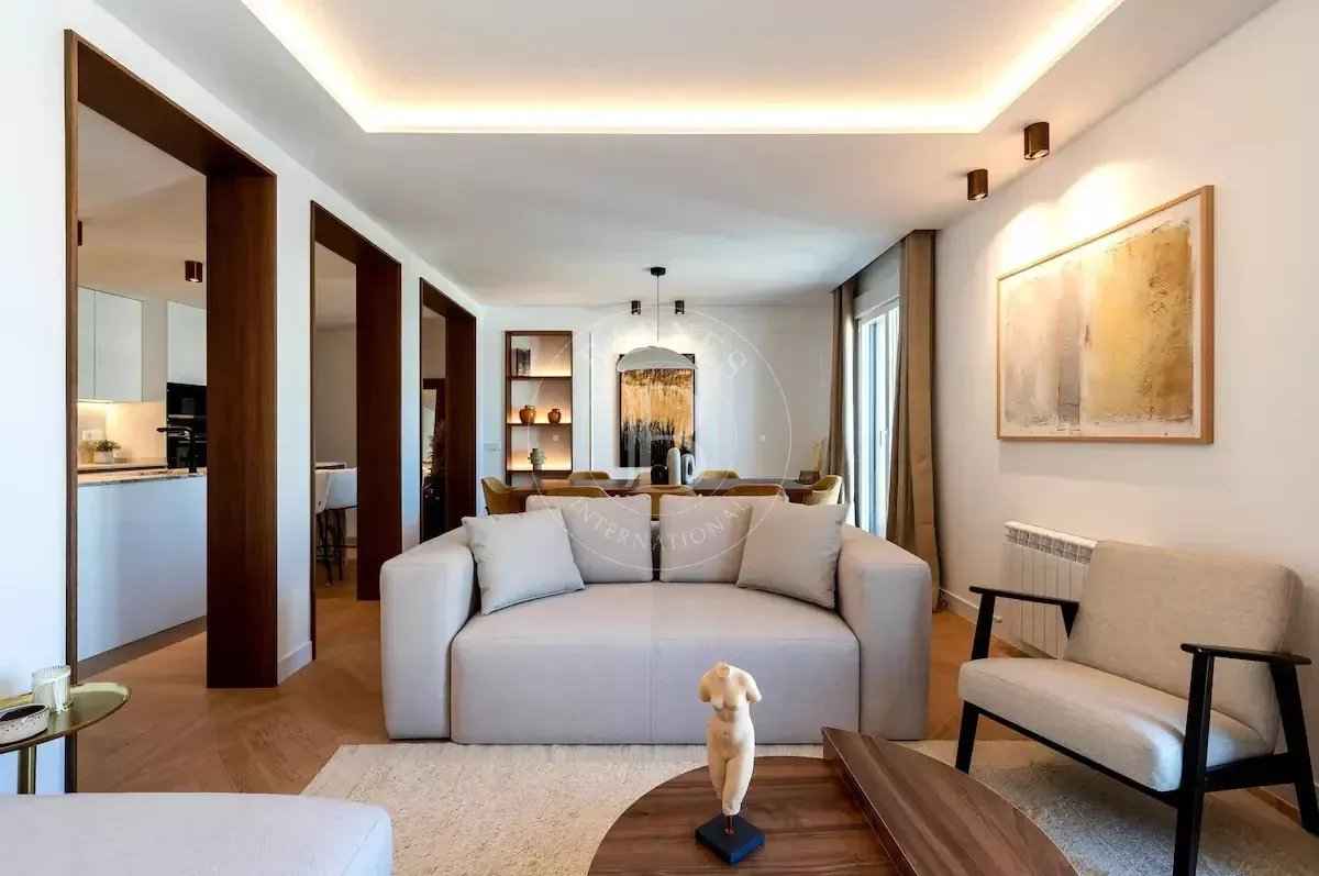 4e99ec4db16d39e4e6a1f1b9b82badec 25fc73b3e4 1200 original - Attribut alt par défaut.