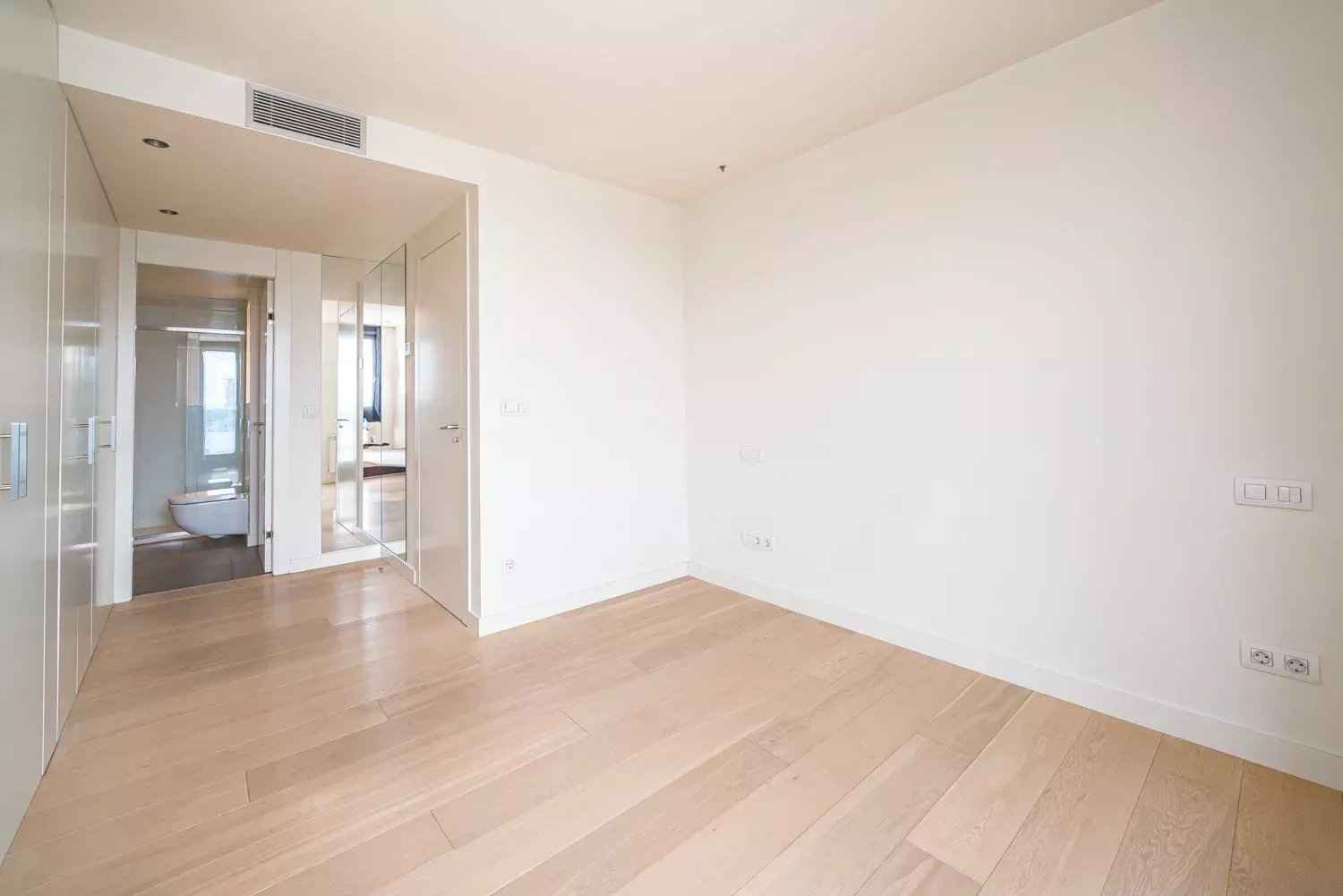 5a1c4663681d65374e213b498f874c21 6af2b81f66 1500 original - Translation missing: en.helpers.application.image_tag.default_alt