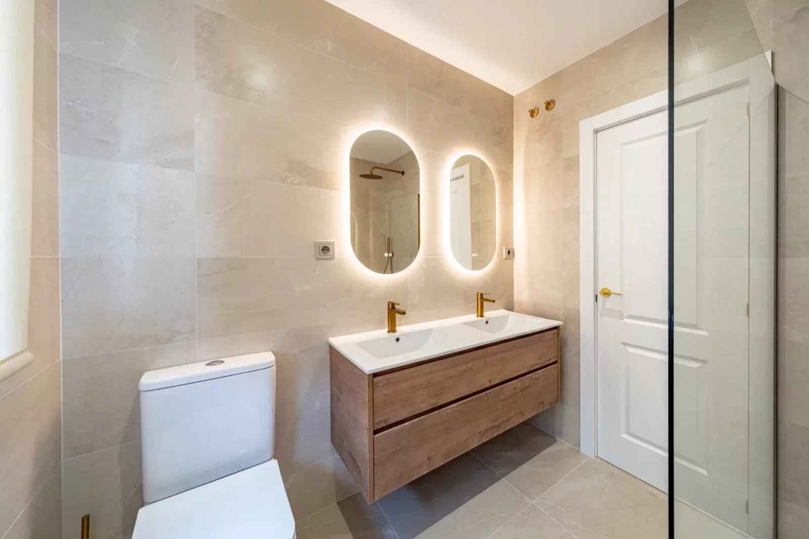 0701938d1422f5555f1e011432f30072 d93f0833b7 1600 original - Attribut alt par défaut.