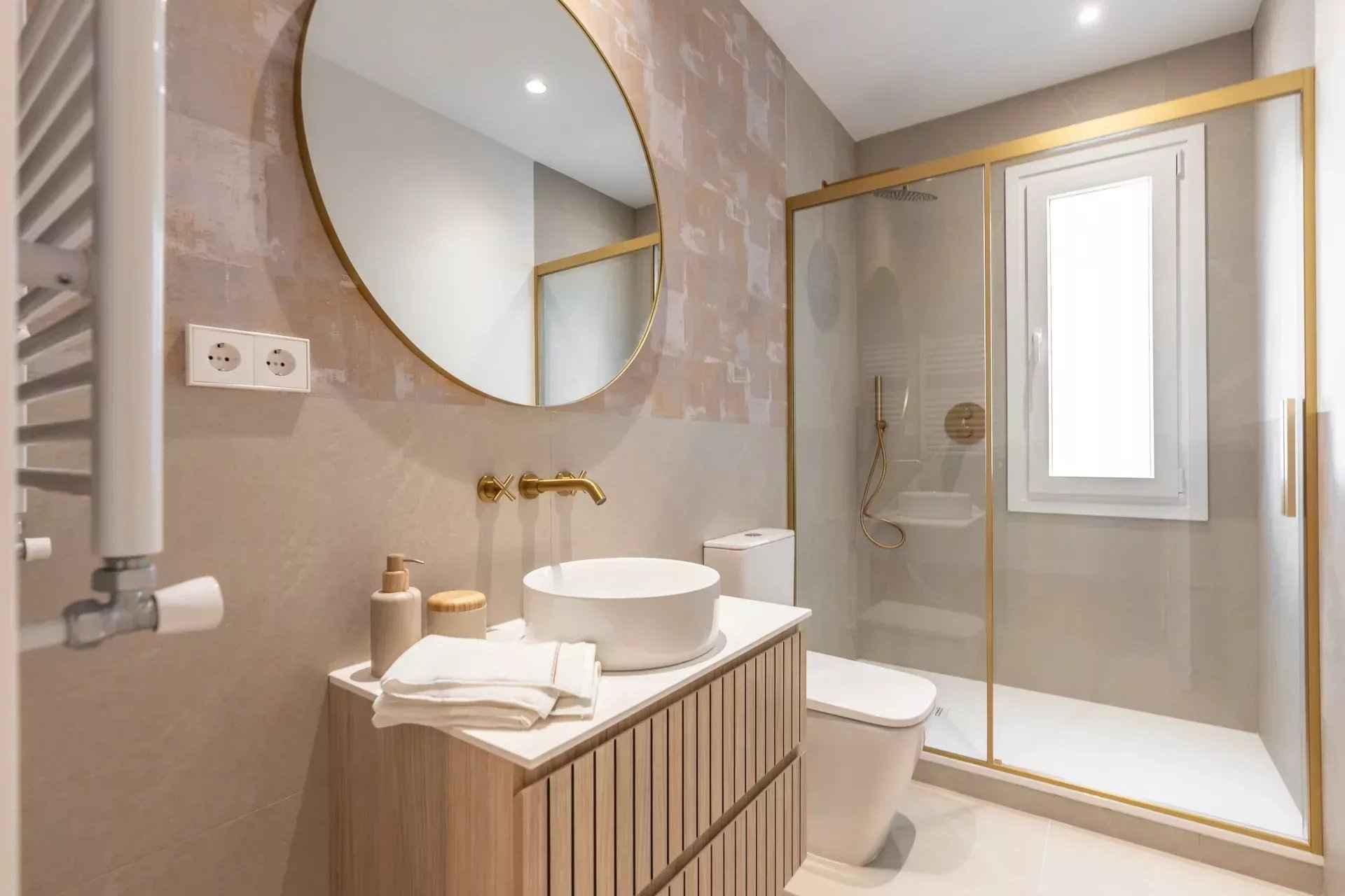 Fd8947fee7e56b54e73aef492c2f318a 86d06847d0 1920 original - Attribut alt par défaut.